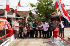 Korem 051/Wkt resmikan empat Jembatan Armco tingkatkan akses warga