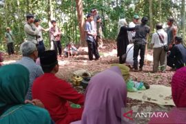 Disbudpar Bangka Barat fasilitasi ritual Sedekah Gunung Pelangas