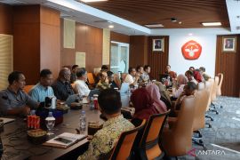 Dewas UNJA perkuat fondasi kemajuan universitas melalui rapat Strategis dan tinjauan aset