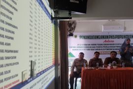 Pemkab Padang Pariaman libatkan perantau raih target UHC pada 2027