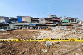 Jaksel beri bantuan untuk keluarga bocah yang jatuh di lubang proyek