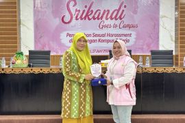PLN UIW NTB gelar Srikandi Goes to Campus di STIE Bima