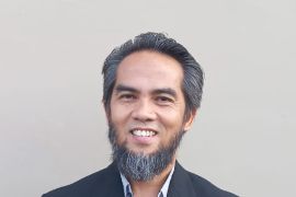 Peneliti Unri kembangkan karbon aktif dari daun jati untuk superkapasitor berperforma tinggi