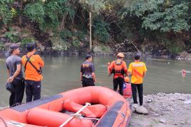 Tim SAR temukan pelajar tenggelam dalam kondisi meninggal di Jember