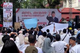 Padati alun-alun Kota Malang, ribuan warga dukung program MBG