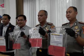Polresta Banyumas tahan eks pegawai bank pensiunan terkait penipuan