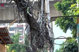 Pramono: Pembenahan kabel semrawut jadi agenda prioritas