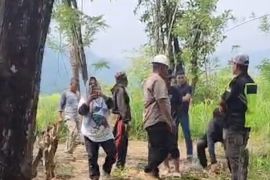 Pelaksana tempuh jalur hukum atas penghalangan proyek Sitinjau Lauik