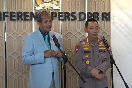 Wamenkum sebut presiden punya hak perpanjang batas pensiun Kapolri