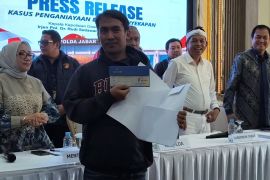 Dedi Mulyadi alihkan hadiah sayembara Rp250 juta jadi deposito korban