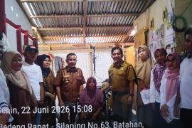 Pemkab Pasaman Barat salurkan bantuan bencana alam ke kelompok rentan