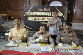 Polres Jembrana tangkap penipu yang mengaku pegawai Dinas Sosial