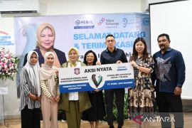 Pemprov Gorontalo bantu mahasiswi UNG jalani operasi implan koklea