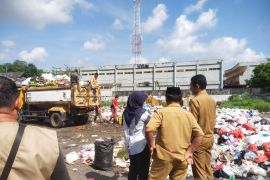 Bangka gandeng PT Timah bangun penampungan sampah sementara