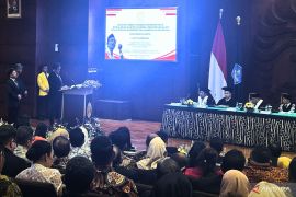 Yusril raih Doktor Filsafat di UI,  sekaligus singgung etika peradaban