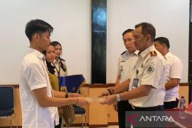 Lapas Kendari penuhi hak pendidikan narapidana melalui ujian kesetaraan