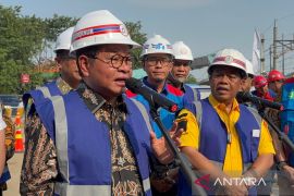 Pramono segera tuntaskan persoalan jalan sejajar rel di Pasar Minggu