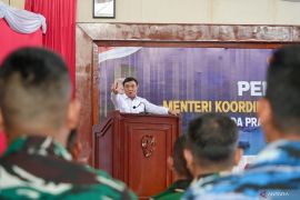Menko Polkam minta TNI dan Polri perkuat kekompakan