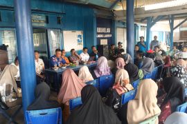 Polairud Lamongan bentuk posko terpadu pencarian KMN Entok