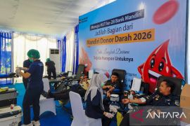 Bank Mandiri Regional Bali Nusra gandeng nasabah donorkan darah
