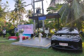 PLN UIW NTB resmikan SPKLU di Sira Beach Golf Lombok Utara