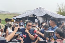KLH lanjutkan pembangunan PSEL di TPA Jatiwaringin Tangerang