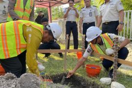 Kanwil-Ditjenpas Sulteng bedah rumah mantan warga binaan di Palu