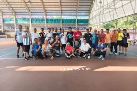 UMS perkuat silaturahmi dan kolaborasi dengan Undip lewat tenis persahabatan