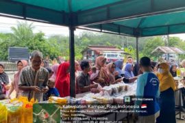 Operasi pasar murah digelar lima hari di Pekanbaru, Siak, dan Kampar pekan ini
