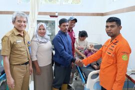 Tim SAR temukan lansia hilang di Hutan Rayap dalam kondisi selamat