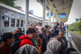 Libur sekolah, 90 ribu tiket KA Pangrango dan Siliwangi dipesan
