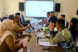Komisi I DPRD Tangerang pelajari keterbukaan informasi di Serang