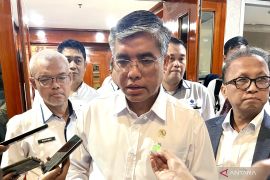 Menaker sebut TikTok-Tokopedia lakukan penataan internal, bukan PHK