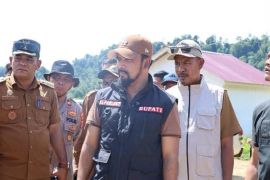 BPBD Aceh Timur siagakan personel di lokasi kebakaran sumur minyak&nbsp;