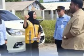 Kejari SBT dampingi proyek peningkatan jalan di Pulau Gorom Maluku