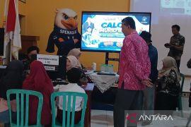 Disdikpora Temanggung: Orang tua penuhi sendiri seragam sekolah murid baru