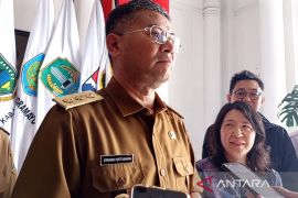 Wakil gubernur prihatin ASN Jabar terdata transaksi judol hingga Rp800 juta