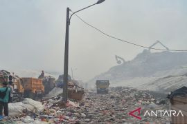 Untuk TPA sementara, Pemkab Tangerang siapkan lahan dua hektare lahan