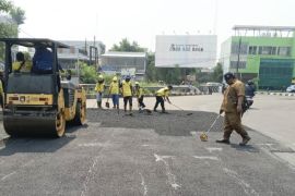 Perbaikan kerusakan jalan di Kota Tangerang tingkatkan ekonomi wilayah
