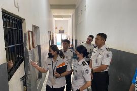Rutan Manado perkuat pengawasan melalui program "Tour In Blok"