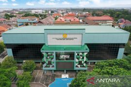 UPNVJ hormati proses "judicial review" dosen di MK