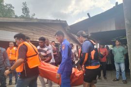 Tim SAR temukan satu korban tenggelam di Pelabuhan Tanjung Buton Siak