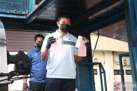 Polres Jakpus musnahkan 28,3 kg ganja dan 3,3 kg sabu