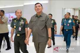 Menhan pastikan fasilitas farmasi RSPPN siap untuk layani rakyat