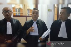 PH Bambang Ghiri serahkan BAST, percakapan WhatsApp, dan contoh tanda tangan ke majelis hakim