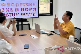 SKALA Gorontalo terapkan belajar bahasa isyarat di lingkungan kerja