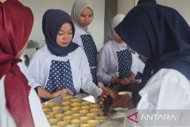 Pemkab Solok Selatan latih tenaga kerja berbasis kompetensi
