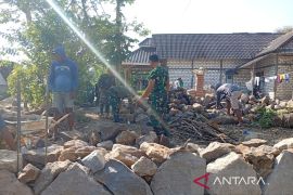 TMMD Ke-129 di Lamongan sasar pembangunan fisik dan pemberdayaan warga