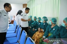 Kabupaten Bandung perkuat pengendalian penduduk lewat layanan KB permanen