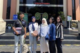 Lima mahasiswa Unila pelajari konsep dasar hukum litigasi dan nonlitigasi